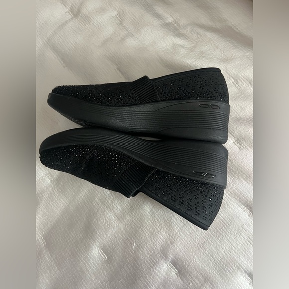 Skechers Martha Stewart Black Slip-On Comfort Shoes - Picture 8 of 11